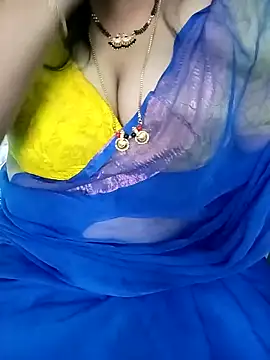 Snapshot of your-sameera chatting on February 3, 2026, 6:40 am your-sameera online show from February 3, 2026, 6:40 am