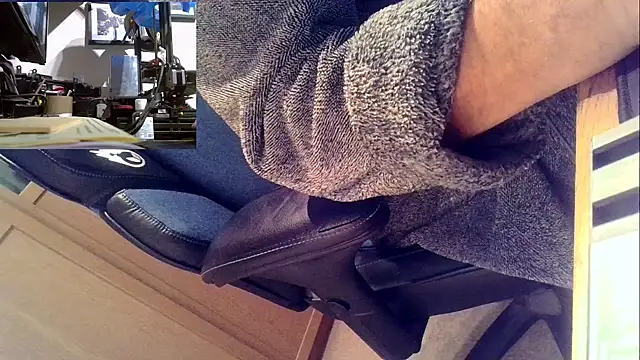 Snapshot of nataliecdlive chatting on December 2, 2024, 12:09 am nataliecdlive online show from December 2, 2024, 12:09 am