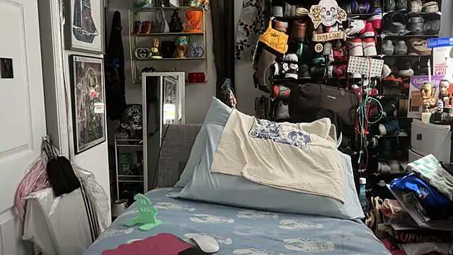 joeytatts66 online show from February 20, 2026, 3:25 am