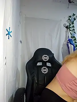 Snapshot of sadnessgyall chatting on March 13, 2025, 6:16 am sadnessgyall online show from March 13, 2025, 6:16 am