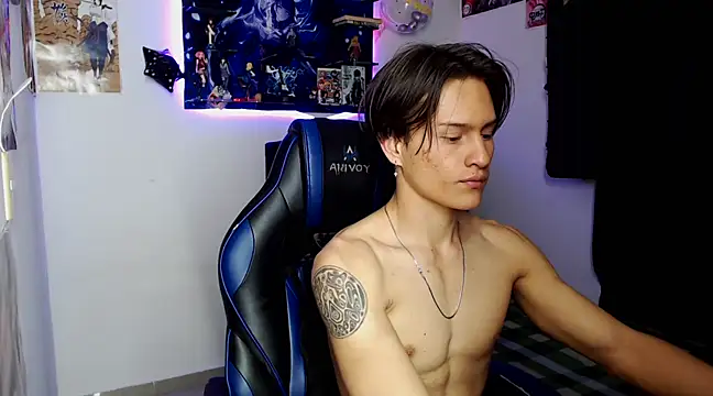 Snapshot of sr_jaeger chatting on March 17, 2025, 10:49 pm sr jaeger online show from March 17, 2025, 10:49 pm