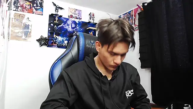 Snapshot of sr_jaeger chatting on October 6, 2025, 12:57 pm sr jaeger online show from October 6, 2025, 12:57 pm