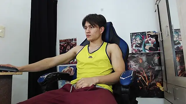 Snapshot of sr_jaeger chatting on November 5, 2025, 1:44 pm sr jaeger online show from November 5, 2025, 1:44 pm