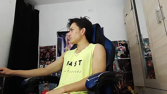 Snapshot of sr_jaeger chatting on December 2, 2025, 1:39 pm sr jaeger online show from December 2, 2025, 1:39 pm