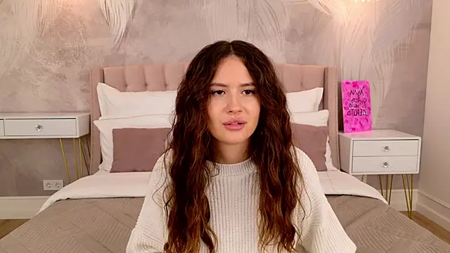 Snapshot of milaleoneli chatting on September 10, 2025, 4:40 pm milaleoneli online show from September 10, 2025, 4:40 pm