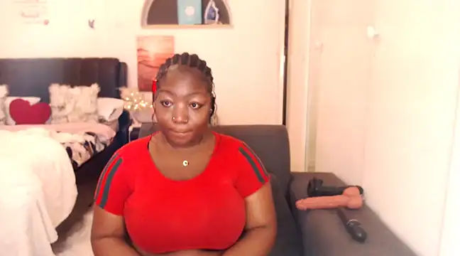 Snapshot of Aphrodite_92 chatting on December 3, 2024, 2:36 am Aphrodite 92 online show from December 3, 2024, 2:36 am