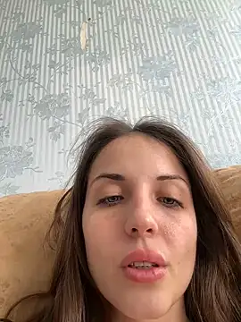 AmiLavs online show from December 16, 2024, 11:22 am