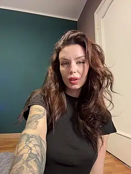 Snapshot of the_perfectgirl chatting on February 16, 2026, 6:26 pm the perfectgirl online show from February 16, 2026, 6:26 pm