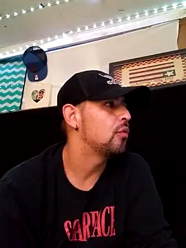 Snapshot of christphor chatting on December 19, 2024, 2:13 pm christphor online show from December 19, 2024, 2:13 pm