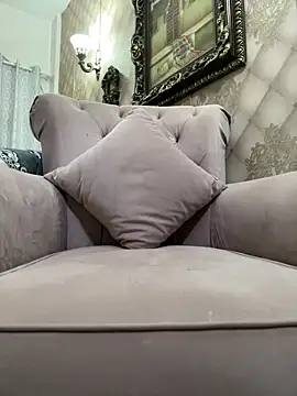 Snapshot of Hoskuw chatting on February 5, 2025, 12:06 pm Hoskuw online show from February 5, 2025, 12:06 pm