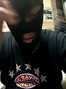 Snapshot of johngreece1 chatting on February 3, 2025, 7:40 am johngreece1 online show from February 3, 2025, 7:40 am