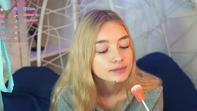 FlairCunard online show from December 12, 2024, 7:15 pm