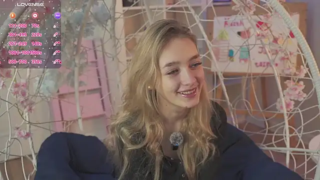 FlairCunard online show from February 18, 2025, 3:32 pm