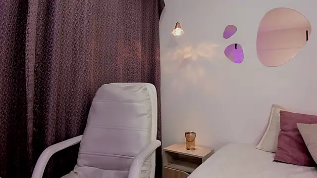 Vioolletta online show from October 3, 2025, 7:00 pm