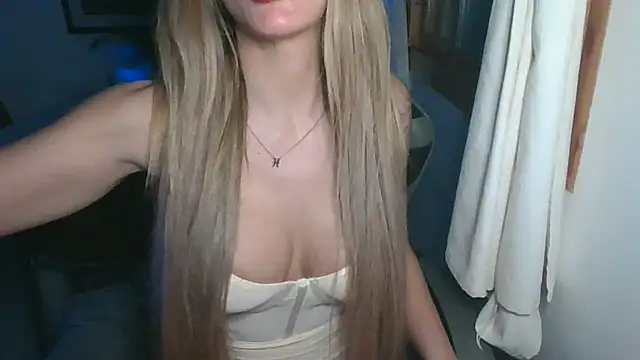 Snapshot of EternaCharlotteXXX chatting on February 7, 2026, 1:53 am EternaCharlotteXXX online show from February 7, 2026, 1:53 am