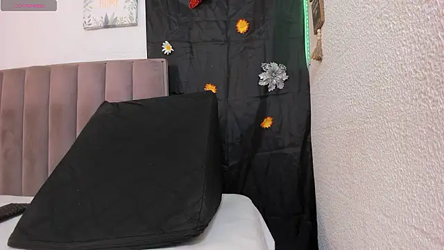 DeisyHarper online show from March 2, 2026, 8:15 pm