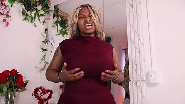 Snapshot of justnala_ chatting on February 19, 2026, 1:51 pm justnala online show from February 19, 2026, 1:51 pm