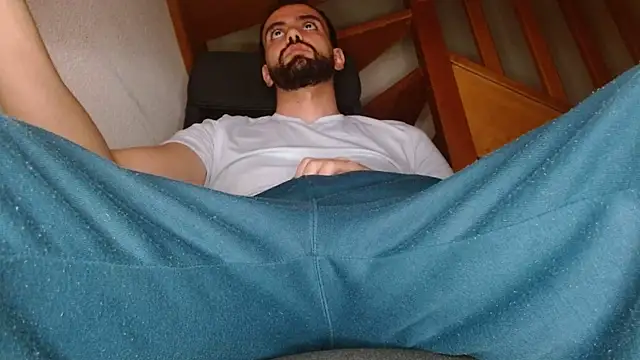 Snapshot of nass21cmm chatting on February 5, 2026, 10:03 pm nass21cmm online show from February 5, 2026, 10:03 pm