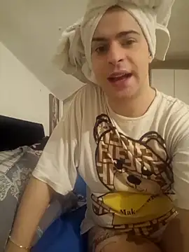 Snapshot of perla97 chatting on December 2, 2024, 4:20 pm perla97 online show from December 2, 2024, 4:20 pm