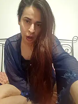 Snapshot of perla97 chatting on December 10, 2024, 9:00 pm perla97 online show from December 10, 2024, 9:00 pm