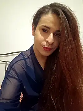 Snapshot of perla97 chatting on December 12, 2024, 1:06 pm perla97 online show from December 12, 2024, 1:06 pm