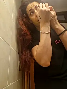 Snapshot of perla97 chatting on February 11, 2025, 8:20 pm perla97 online show from February 11, 2025, 8:20 pm