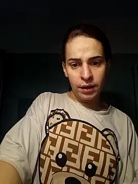 Snapshot of perla97 chatting on December 20, 2025, 6:15 pm perla97 online show from December 20, 2025, 6:15 pm