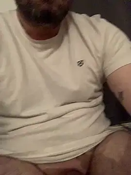 Snapshot of mikaaaaase chatting on March 18, 2025, 4:37 am mikaaaaase online show from March 18, 2025, 4:37 am