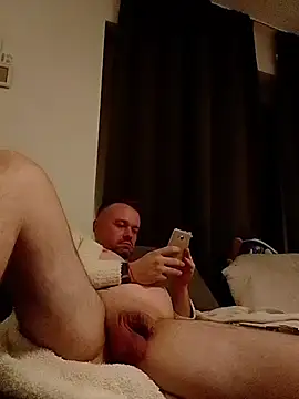 Snapshot of mikaaaaase chatting on October 27, 2025, 12:58 am mikaaaaase online show from October 27, 2025, 12:58 am