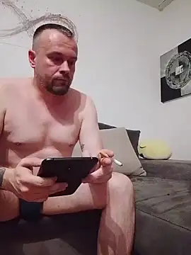 Snapshot of mikaaaaase chatting on February 13, 2026, 10:50 pm mikaaaaase online show from February 13, 2026, 10:50 pm