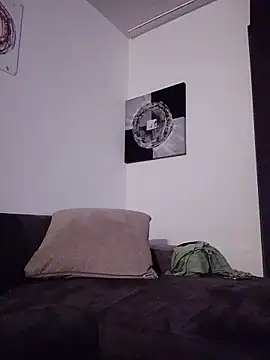 Snapshot of mikaaaaase chatting on February 18, 2026, 10:17 pm mikaaaaase online show from February 18, 2026, 10:17 pm