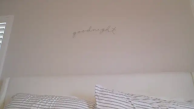 mixedasiangirl online show from February 25, 2026, 8:51 pm