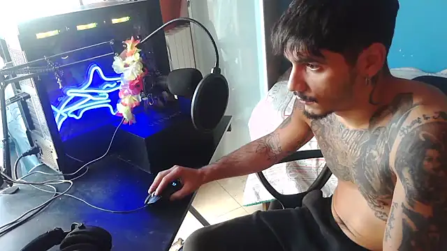 Badboyi1997 online show from October 11, 2025, 10:47 am