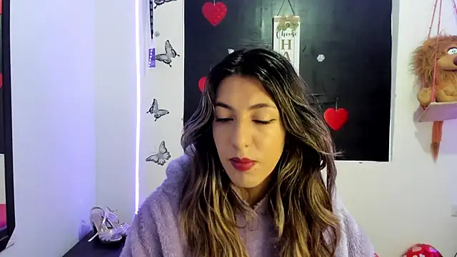 Snapshot of queen-natty chatting on February 18, 2025, 1:00 pm queen-natty online show from February 18, 2025, 1:00 pm