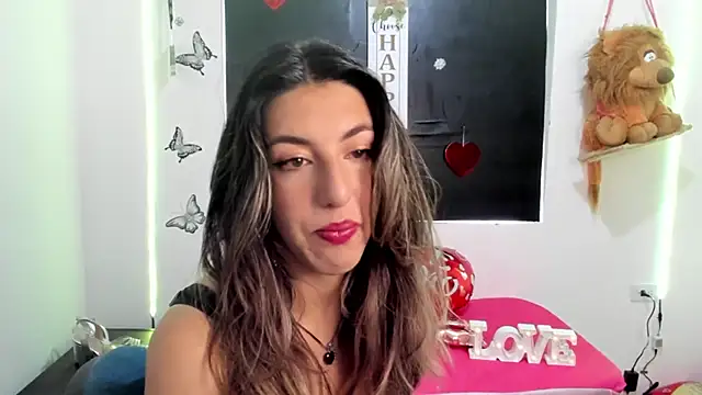 Snapshot of queen-natty chatting on March 7, 2025, 1:29 pm queen-natty online show from March 7, 2025, 1:29 pm