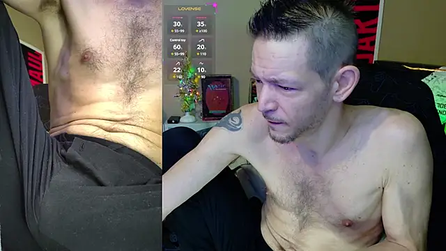 Snapshot of MasterForgedRayy chatting on December 26, 2024, 7:13 am MasterForgedRayy online show from December 26, 2024, 7:13 am