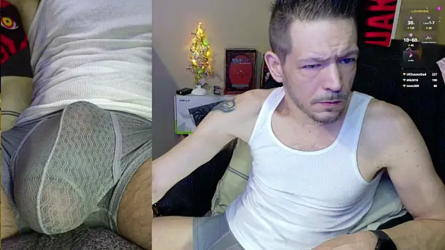 Snapshot of MasterForgedRayy chatting on December 27, 2024, 5:09 am MasterForgedRayy online show from December 27, 2024, 5:09 am