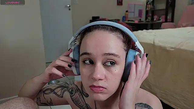 Angels fuck online show from February 3, 2025, 1:41 am