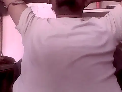 sudhastriper online show from December 5, 2025, 7:17 am