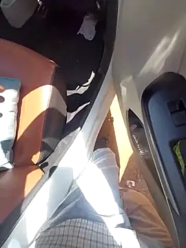 sudhastriper online show from February 27, 2026, 6:35 am