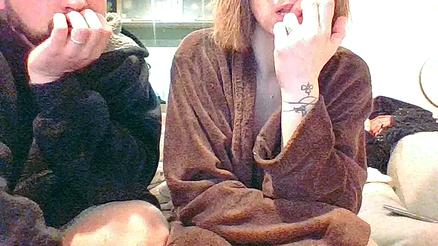 Snapshot of Cplhdef chatting on February 23, 2026, 6:27 pm Cplhdef online show from February 23, 2026, 6:27 pm