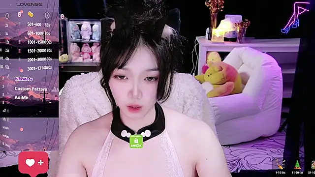 Snapshot of Sheep-1 chatting on December 3, 2025, 10:02 am Sheep-1 online show from December 3, 2025, 10:02 am