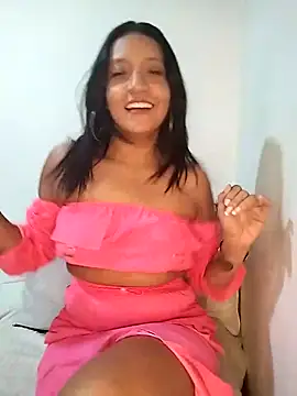 Snapshot of cami_victoria chatting on March 21, 2025, 8:08 pm cami victoria online show from March 21, 2025, 8:08 pm