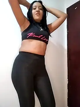 Snapshot of cami_victoria chatting on February 9, 2026, 7:18 pm cami victoria online show from February 9, 2026, 7:18 pm