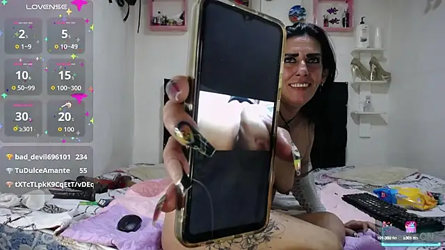 Snapshot of la_gatabk_ chatting on September 19, 2025, 12:39 pm la gatabk online show from September 19, 2025, 12:39 pm