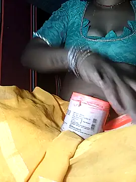 kumarigirl online show from December 4, 2025, 9:18 am