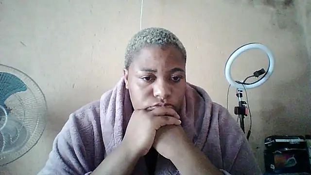 Snapshot of bustyboobs6 chatting on February 15, 2026, 7:51 am bustyboobs6 online show from February 15, 2026, 7:51 am