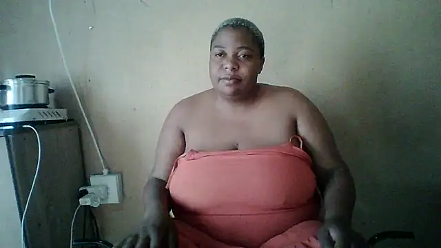 Snapshot of bustyboobs6 chatting on February 26, 2026, 6:45 am bustyboobs6 online show from February 26, 2026, 6:45 am