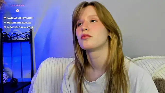 EvaStevs online show from January 11, 2025, 10:40 pm