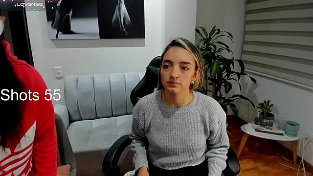 Emmy petit online show from March 11, 2025, 1:26 am